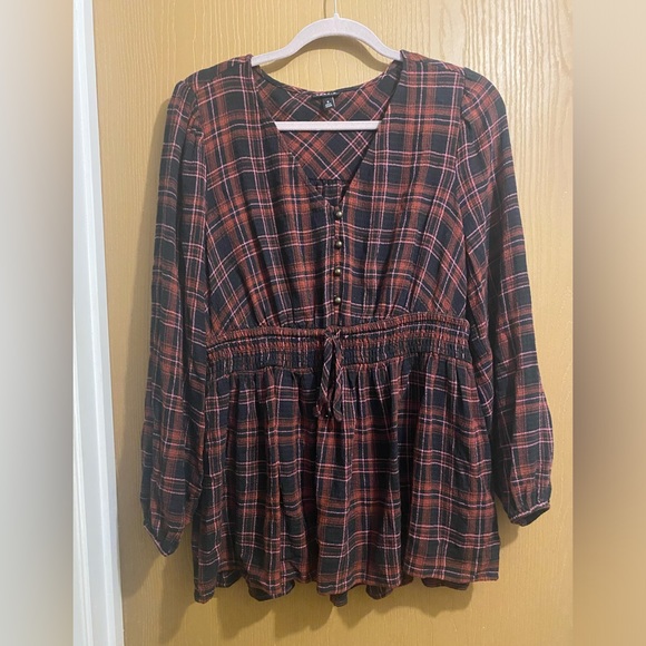 torrid Tops - Torrid Top Babydoll Black Red Flannel Gauze Smocked Tie Crinkle Womens Size 0x
